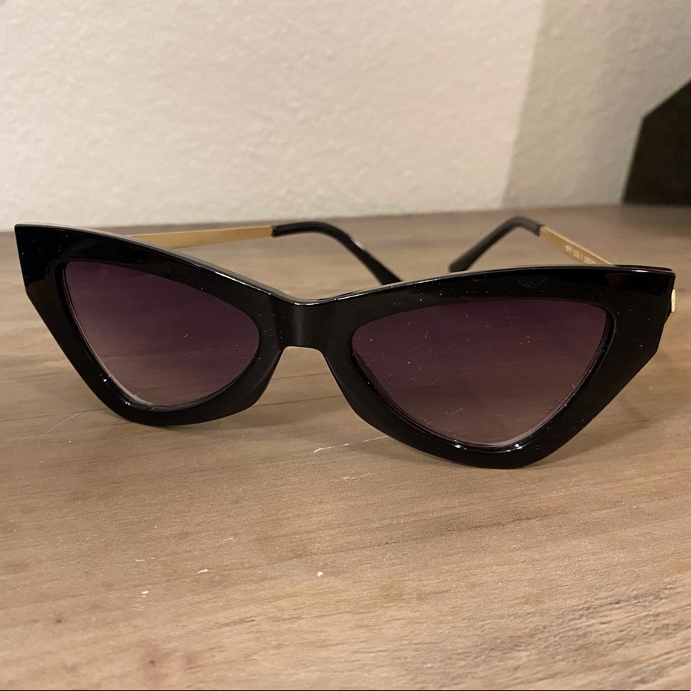 Black sunglasses